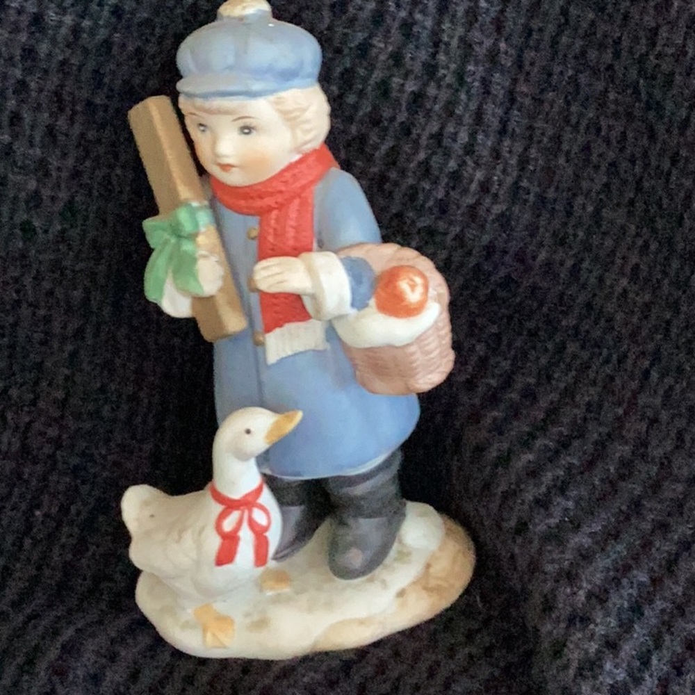 Homco figurine
